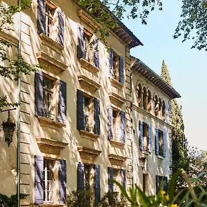 Bed & Breakfast Fontclaire En Provence, Uchaux